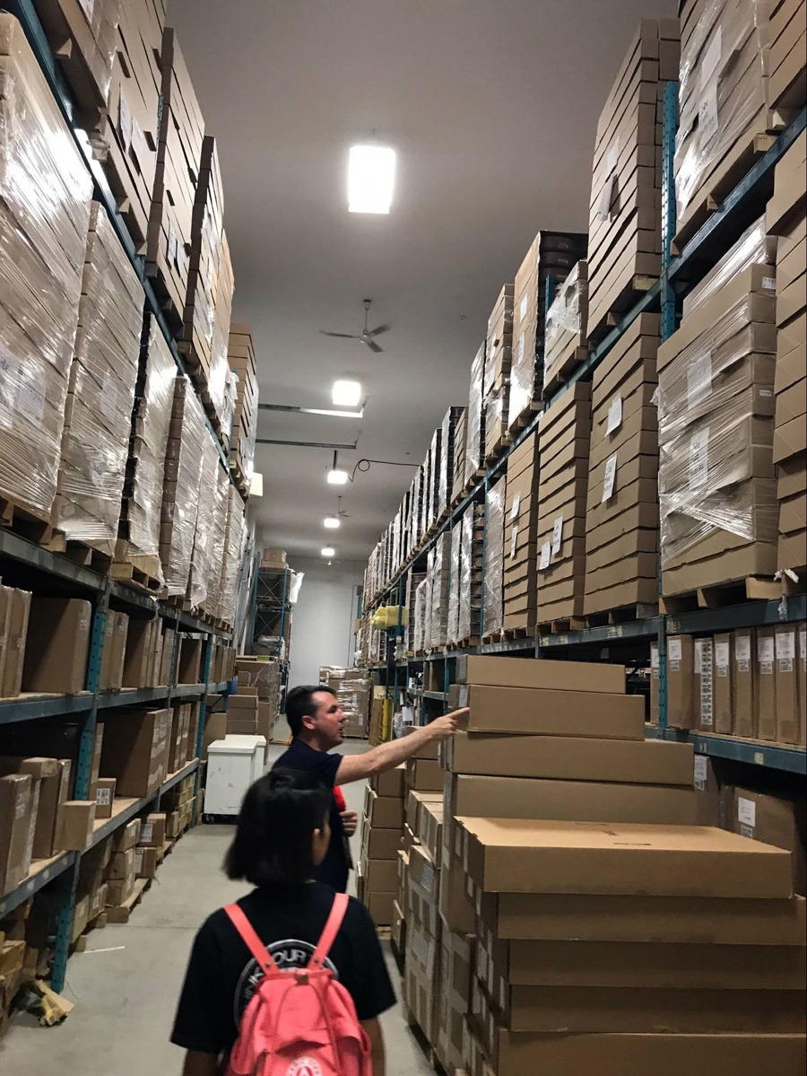 极速快报:弘力乐器2017加拿大Godin吉他工厂参观第一天