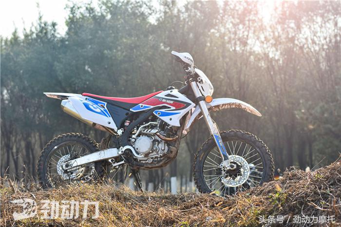 减震比较好的国产越野摩托车,国产越野摩托车300参数