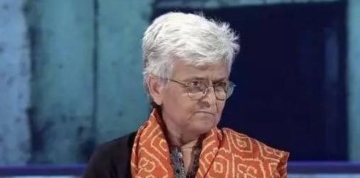 女性不是天生的而是被社会塑造的,女性不是天生的而是被后天塑造的