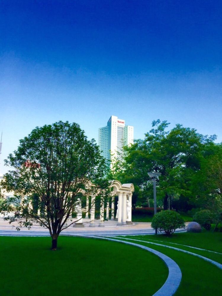 宁波是我国东南沿海城市,宁波属于东南西北