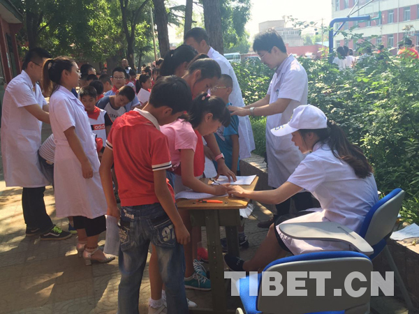 中国狮子会北京区会“全国青少年脊柱侧弯筛查”公益项目在京启动