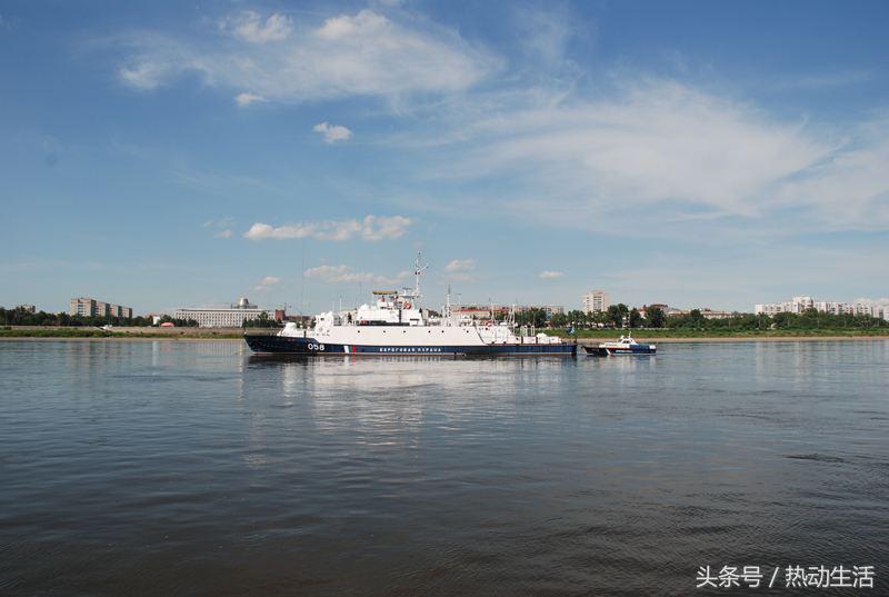 这座城市被喻为“北国明珠”，做的都是跨国生意，街头都是外国美女