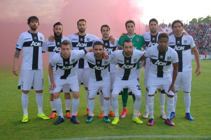 浴火重生只为寻你图片,浴火重生永不言弃