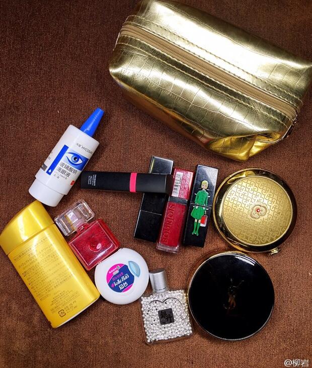 扒一扒明星的包包,扒一扒明星化妆品