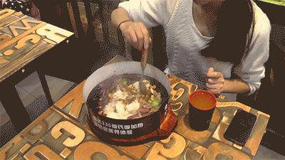 复旦才子完整视频,复旦才子在家混吃等死