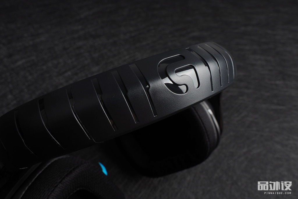 罗技g933的耳机接收器通用吗,罗技g933s耳机开机灯亮一下就灭