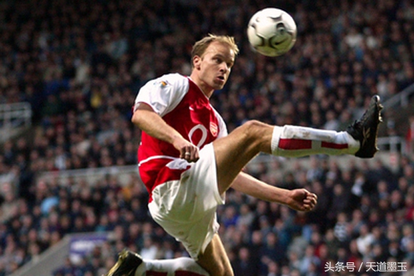 荷甲出了哪些球星,从阿贾克斯青训营走出的足球巨星
