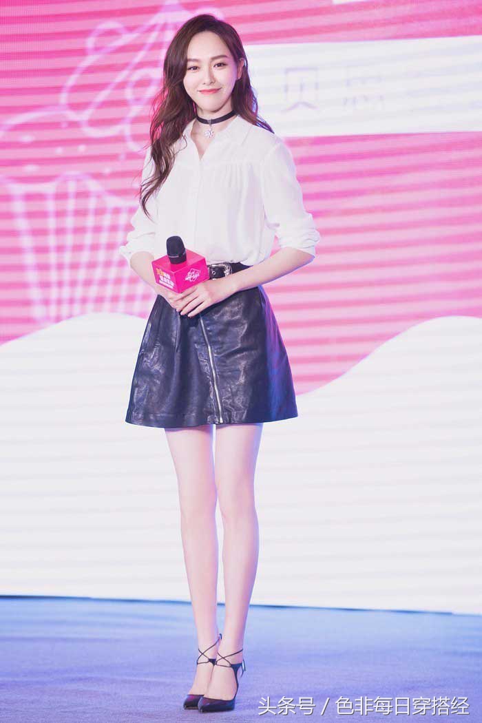 摩登凉鞋外穿复古,什么凉鞋穿得舒适百搭又好看