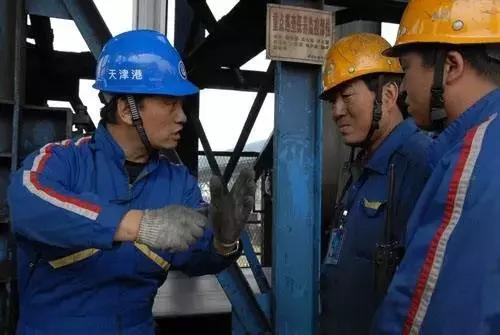 毕业季老师给学生的忠告,老司机给新人的4个忠告