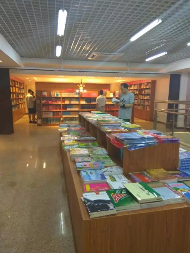 天津新华书店24小时不打烊,天津市新华书店24小时智慧书店