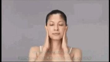 爱笑的人会有属于自己的法令纹,天生法令纹就很深怎么办又不爱笑