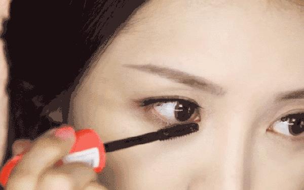 学生党买一套化妆品大概多少钱,学生党应该买什么样的化妆品