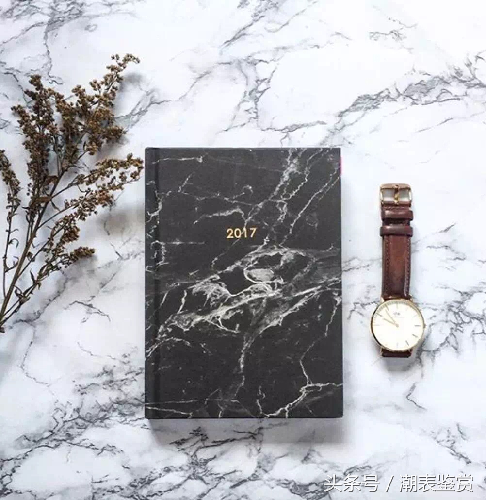 如何辨别dw手表真假 (正品dw手表真假鉴别)