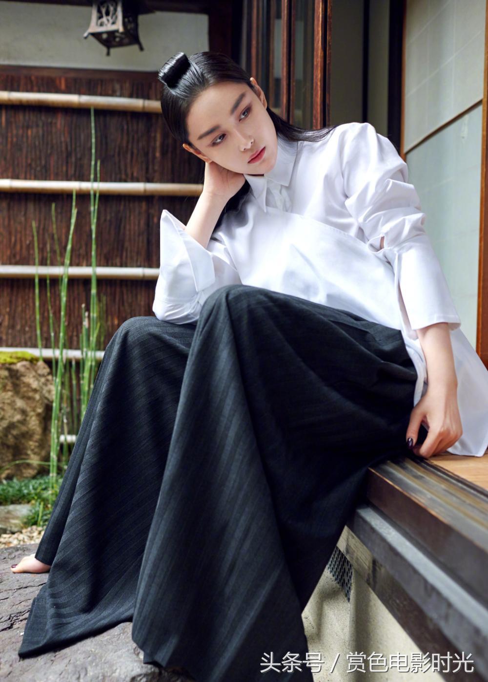 张馨予曝光惊艳写真照,张馨予穿黑西装高清新写真照