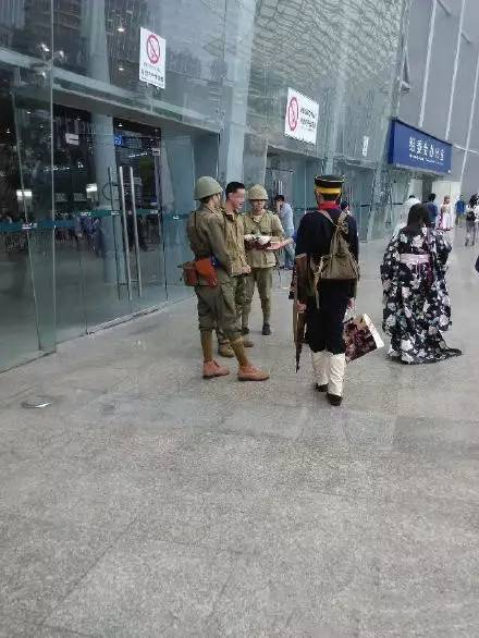 哗众取宠漫展,广州漫展哗众取宠