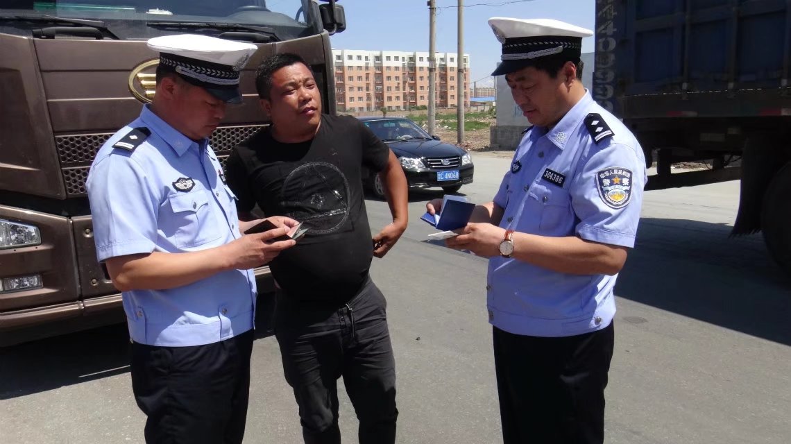 履职尽责作表率,在履职为民中尽显担当