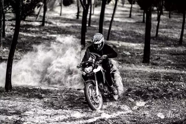 阿普利亚terra150adv测评,apriliaterra150怎么样