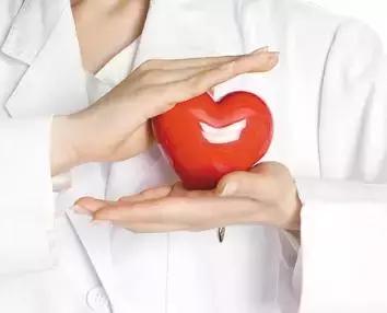 午睡睡着了但又没完全睡着,午睡了一会晚上就失眠了