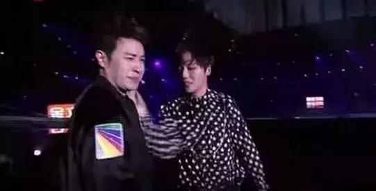 为什么现在娱乐圈都是小鲜肉,娱乐圈小鲜肉实际是什么样的