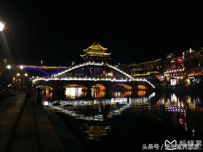 张家界五日游多少钱一个人 (自己张家界六日游详细攻略)