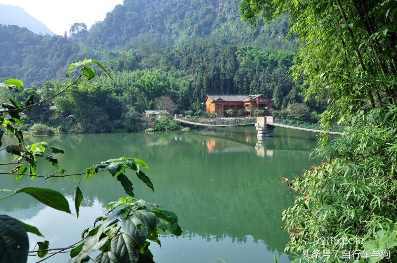 三大家一起游峨眉山,23岁女生独游峨眉山失联