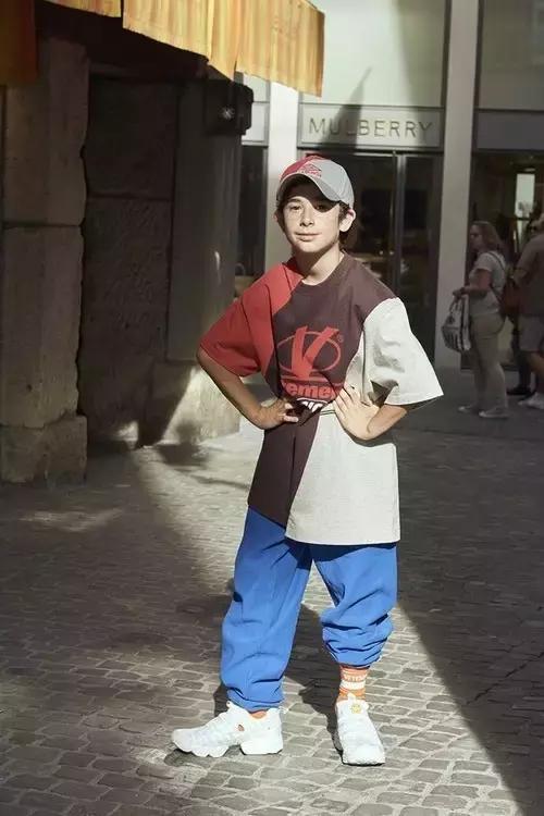 vetements摆烂短袖,vetements新款bomber