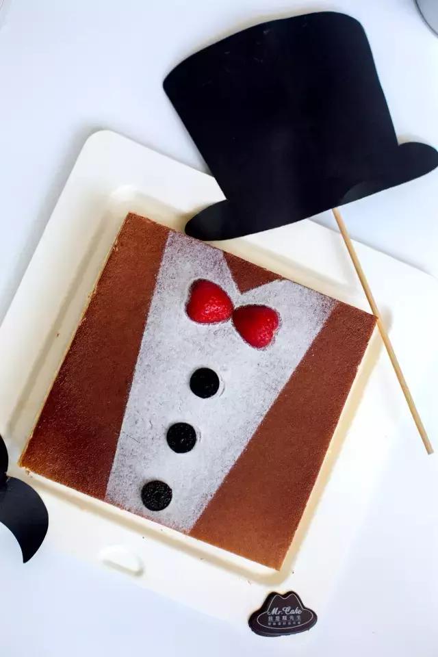 他辞了10年高管工作，开了家外卖蛋糕，日销逾千单！连姚晨、何炅都为其点赞！