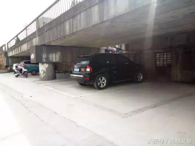 汉塘水上的三座桥变了~小城镇颜值越来越高