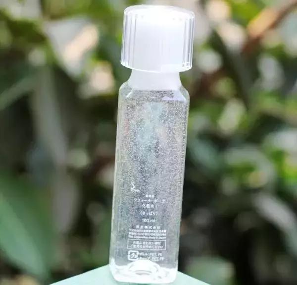 假冒化妆品最新案例,大批化妆品真假