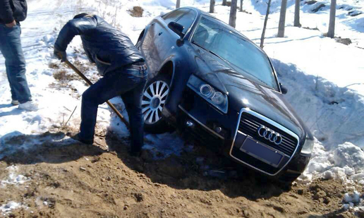 为情怀买单的豪车,13年jeep大切诺基开起来怎么样