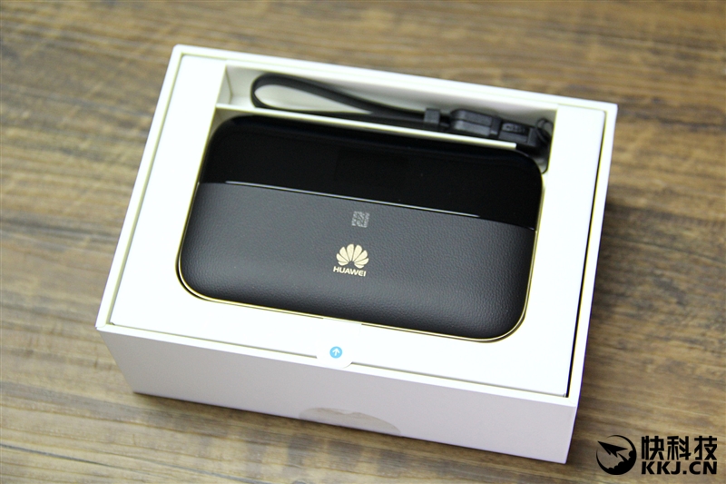 华为随行wifi3优缺点,华为移动路由器和随行wifi3哪个好