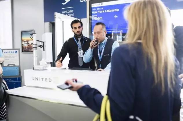 中国女生回国，价值9万的行李托运后不翼而飞！只因她登机前忘了……