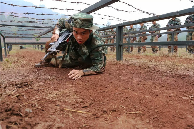 小编带你畅游军校｜第五站：*警武**警官学院（和我一起“士兵突击”吧）