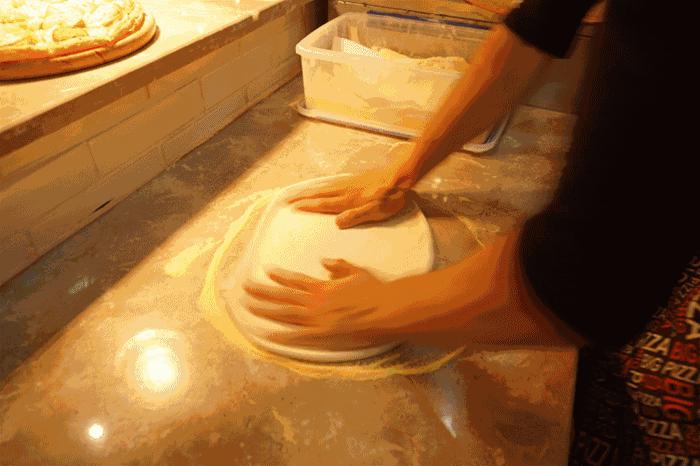 阿尔卑斯比萨牛排自助餐厅神木店,神木比萨