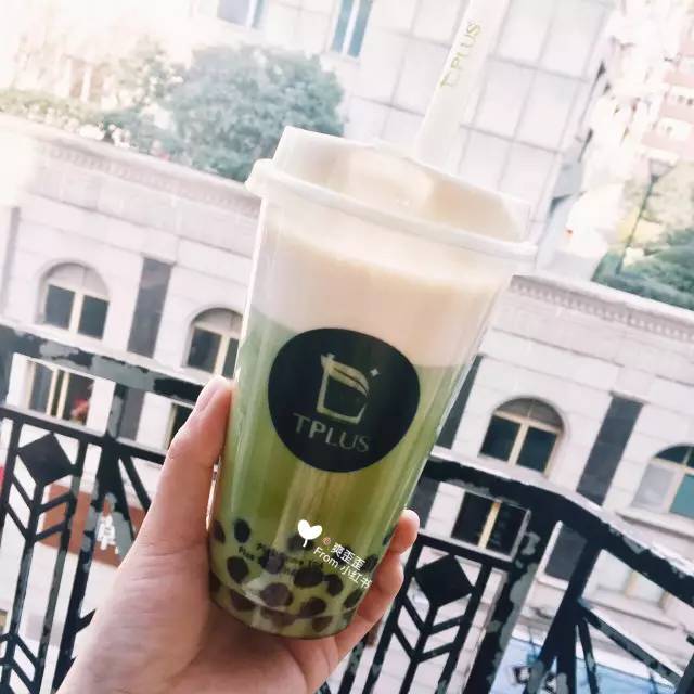 嗑奶茶只知道一点点？这九家奶茶颜值爆表还不用排！长！队！