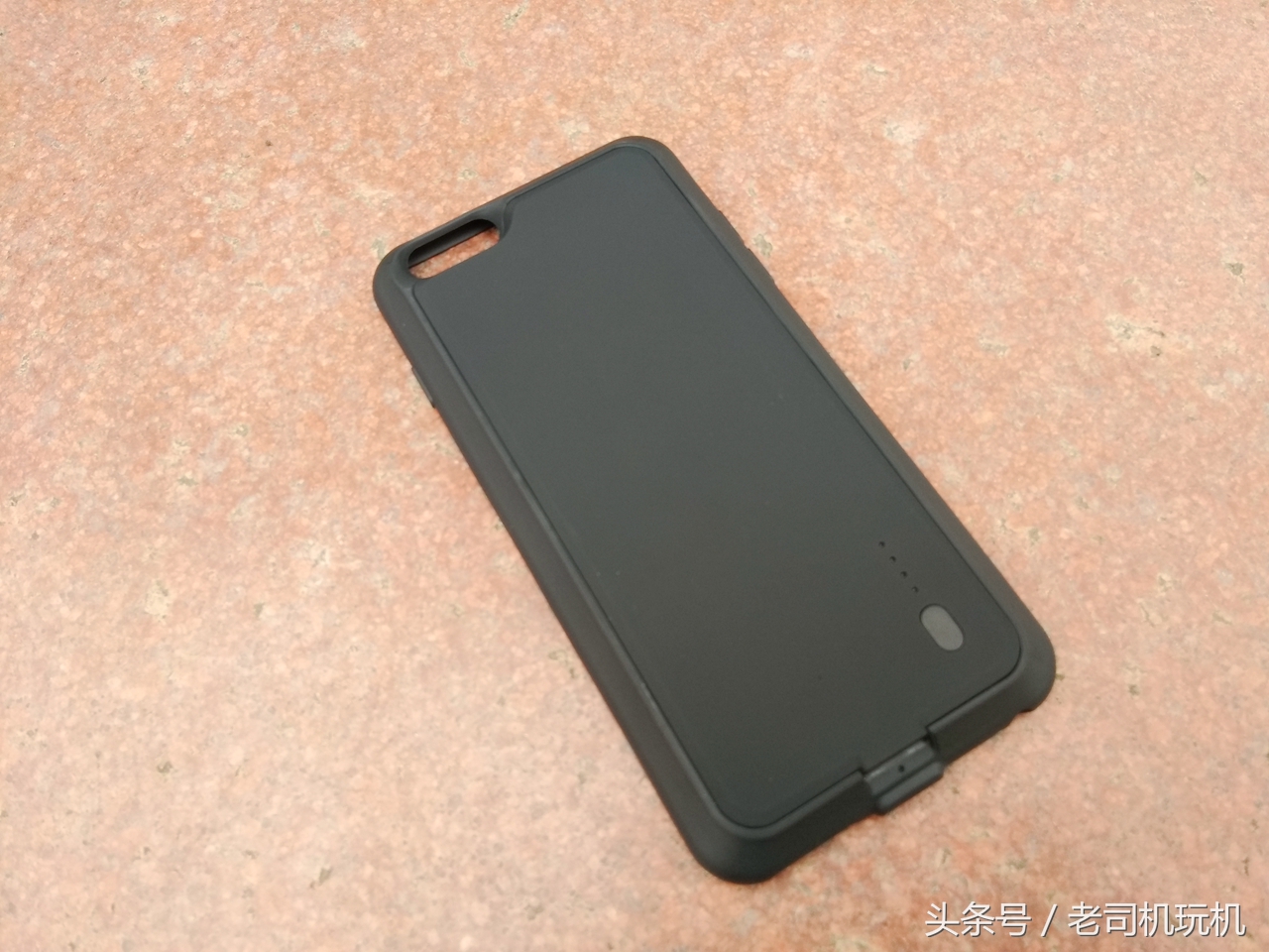 苹果图拉斯磁吸充电宝真实测评,苹果图拉斯6splus支持18w快充吗