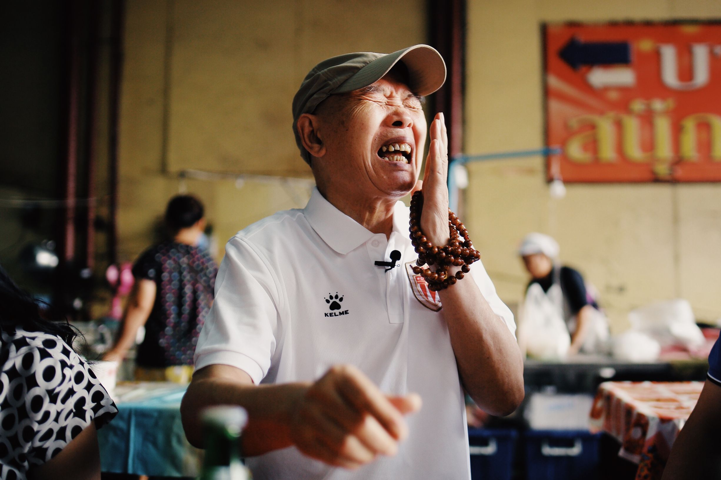 李伯清巴蜀笑星擂台赛完整视频,巴蜀擂台赛李伯清