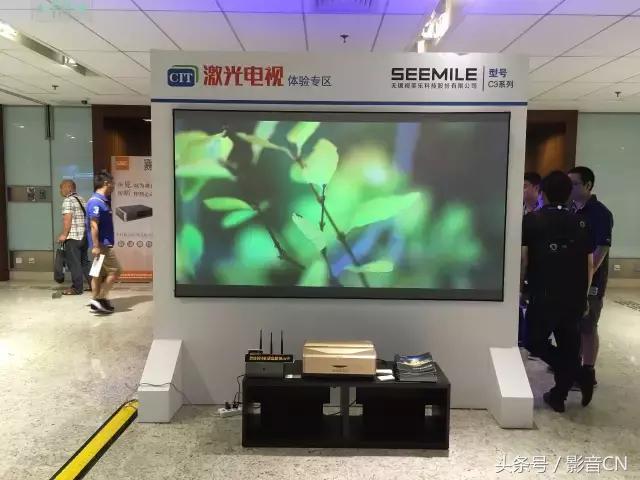 客厅也能成为舞台,客厅影院模式