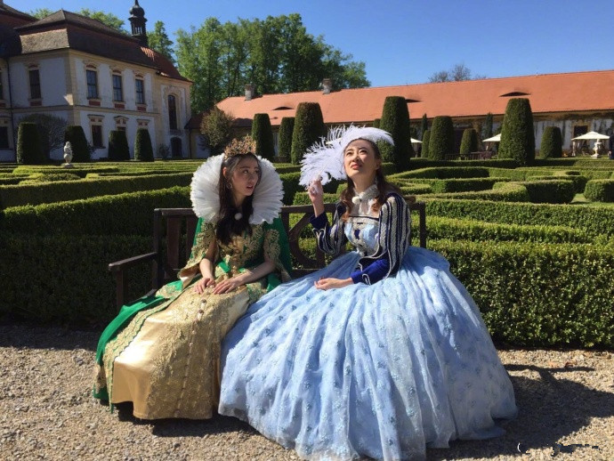 跑男热巴鹿晗摆pose,热巴照片鹿晗跑男