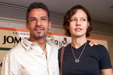 足坛十大夫妻,十大爱情夫妻模范