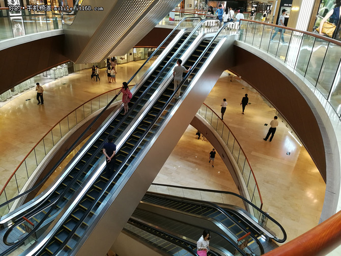 荣耀手机拍照对比评测,荣耀6p拍照对比