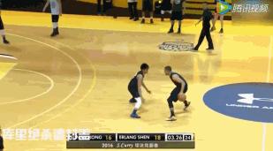 GIF,当你走在高山流水,要小心画地为牢!哈哈!走村庄里要小心!