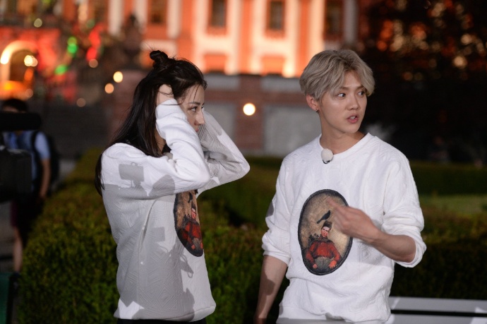 奔跑吧第一季鹿晗和热巴,奔跑吧鹿晗迪丽热巴高甜瞬间