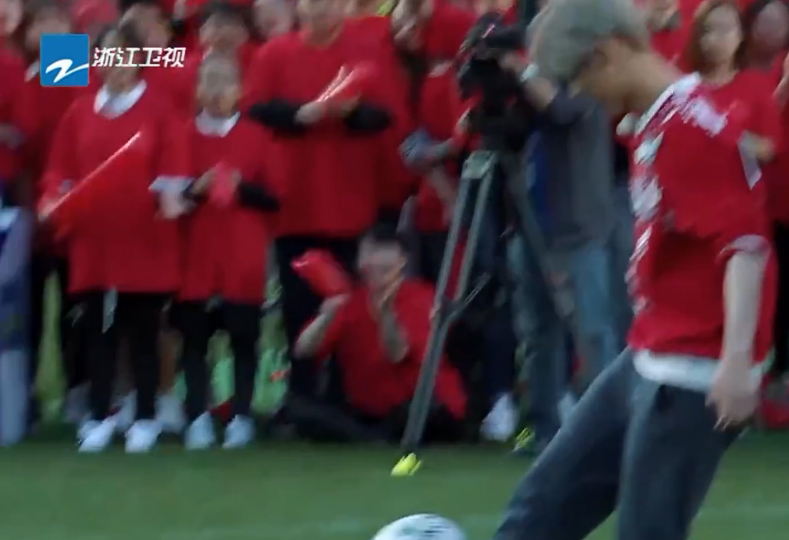 鹿晗颜值不输时代少年团,鹿晗跑男颜值担当