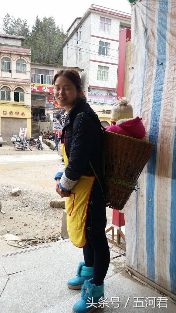 骑着雅马哈踏板摩托车周游世界,骑雅马哈天剑125回家