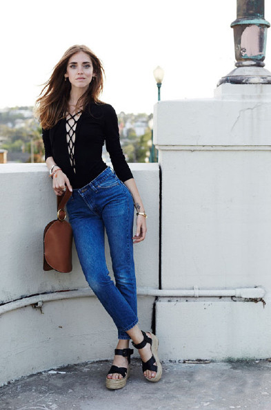 品牌专业游泳衣正品女连体衣,类似游泳衣的连体衣