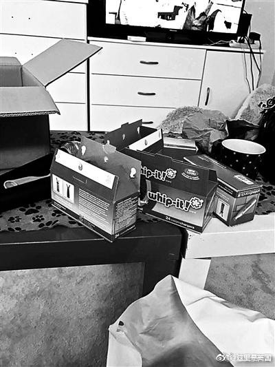 吸笑气（一氧化二氮）成瘾，站不起来，轮椅回国，不敢多吸！