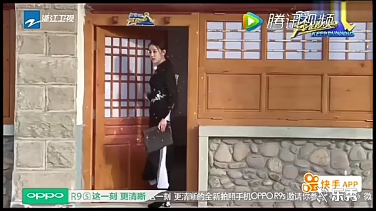 还说鹿晗迪丽热巴没有在一起？这些图片都外露了！小细节大放送！第二弹双标鹿的日常，对比约吧！