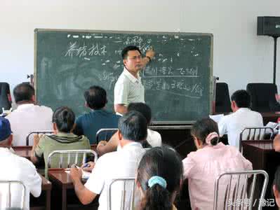 一个“穷逛蛋”，贷了“一百块”，开封郑州洛阳逛了个遍