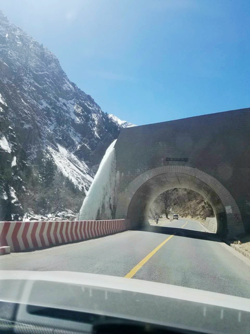 川藏线租车需要哪些手续和条件,川藏线租车价格一览表